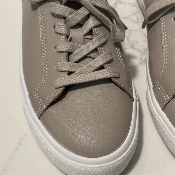 Lucky Brand Gray Leather Sneakers - Picture 5 of 9